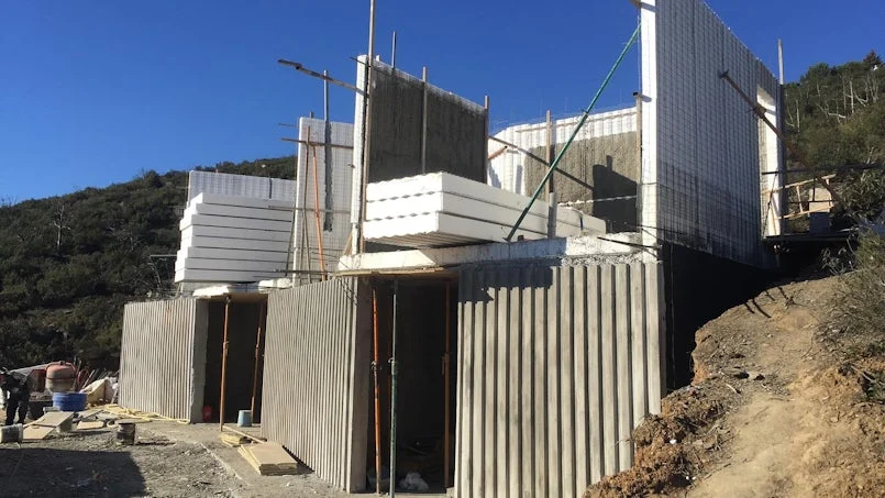 bouwfase rotshuis casa en torremocha borrego