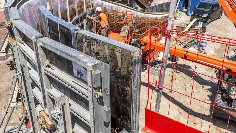 bouwproces noe bekisting schoonbetonwand scheveningen