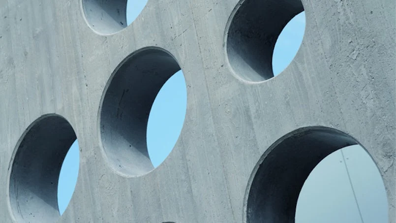 detail sparingen in betonwand tankstation