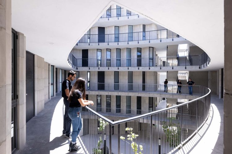 Maatschappelijk beton intro home