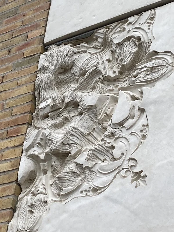 gevelornament in beton nynke koster hoorn 1