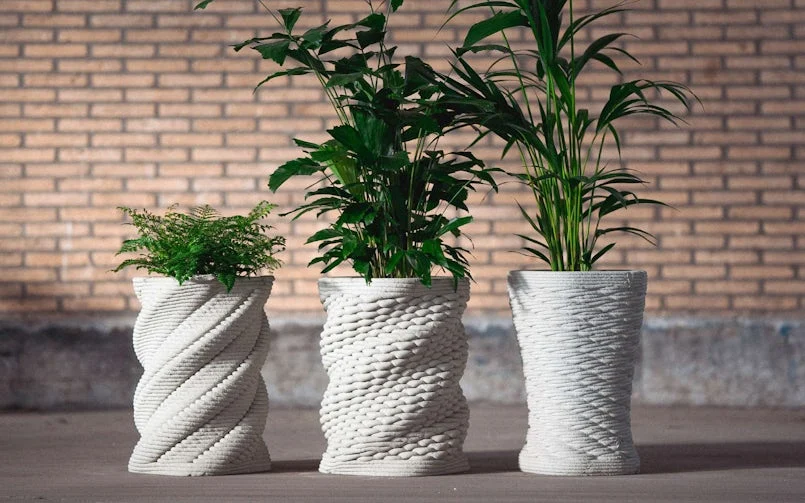 Bloempotten met verschillende structuren uit de catalogus van Vertico (foto: Vertico)