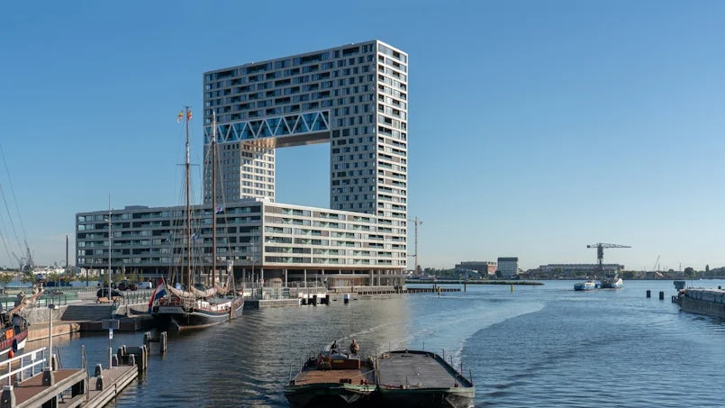 pontsteiger amsterdam voorgevel waterzijde