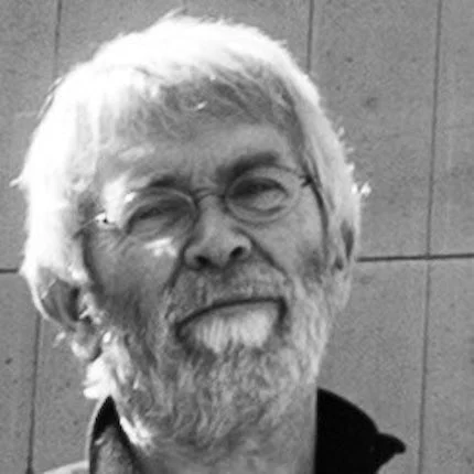 portret van guy mouton – belgische architect met focus op sculpturaal beton