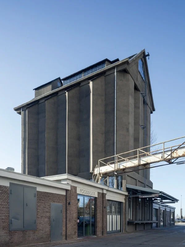zwarte silo 1
